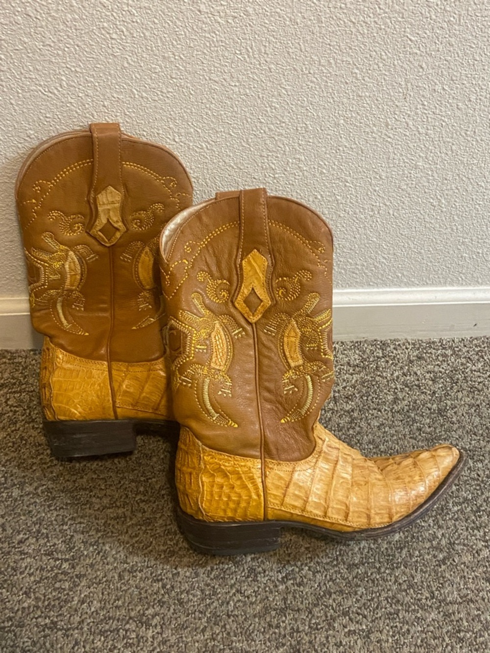 Cuadra Leather Cowboy Boots in Light Tan & Chestnut Size MEX,28 Usa 9 Unisex
